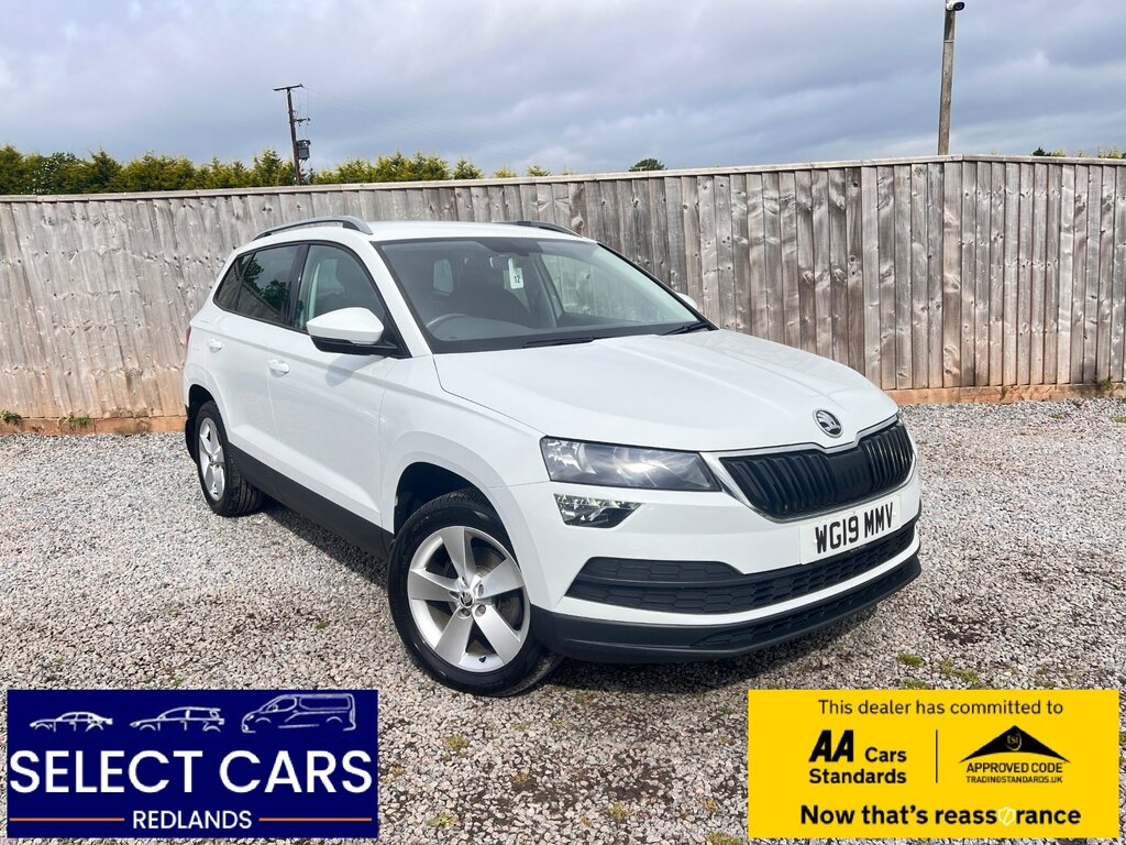 Skoda Karoq 1.5 Tsi Act Se Suv Euro 6 Ss WG19MMV White