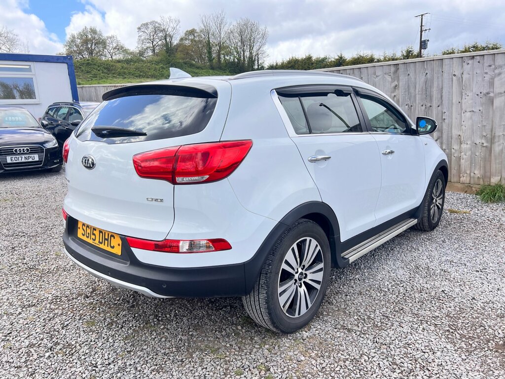 Kia Sportage 2.0 Crdi Kx-4 Suv Awd Euro 5 18 White #5