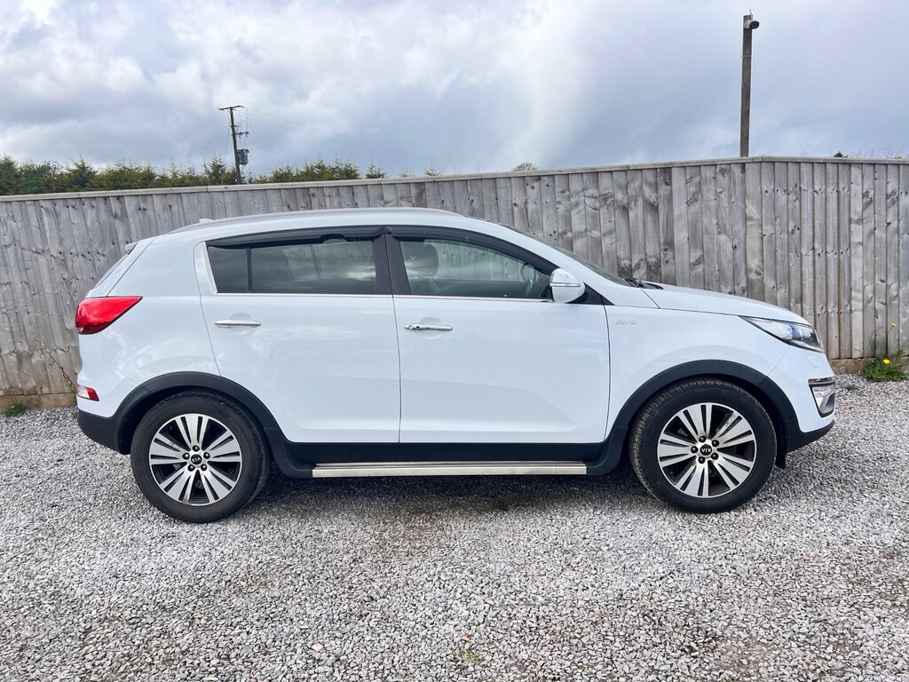 Kia Sportage 2.0 Crdi Kx-4 Suv Awd Euro 5 18 White #4