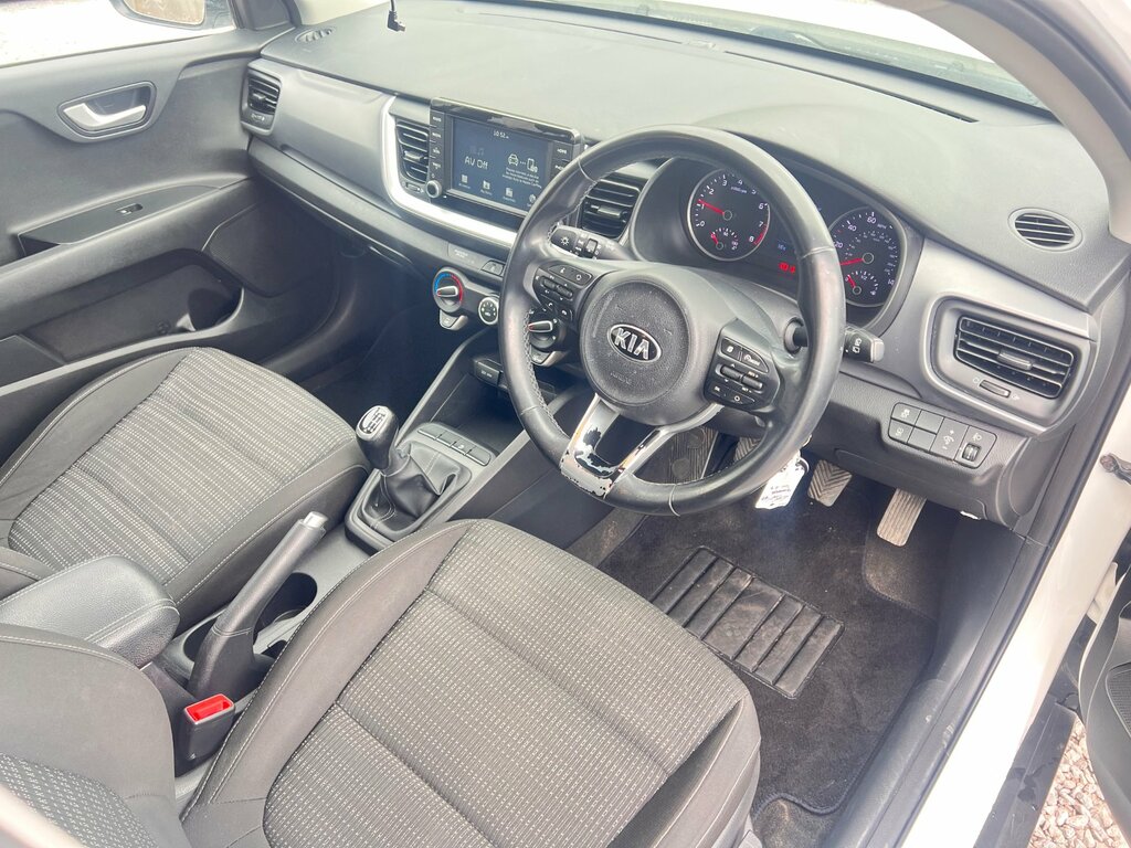 Kia Stonic 1.0 T-gdi 2 Suv White #10