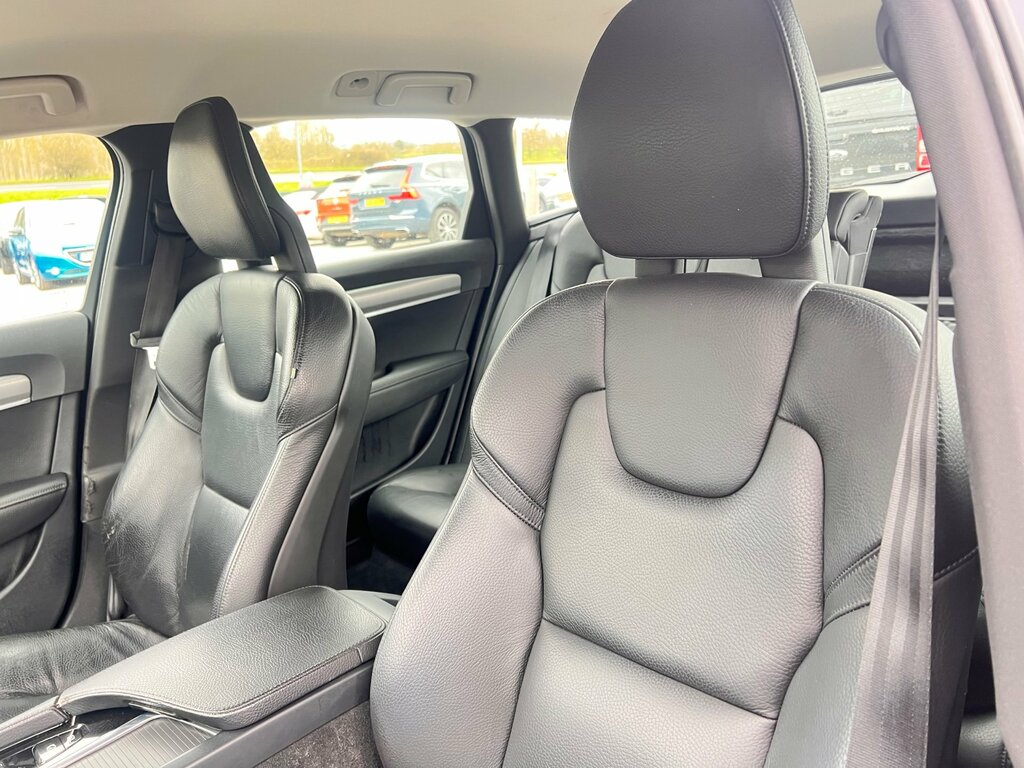 Volvo V90 D5 Powerpulse Inscription Blue #9