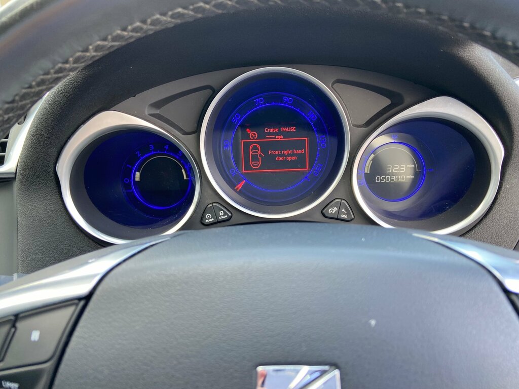 DS DS 4 Crossback 1.6 Bluehdi Crossback White #26
