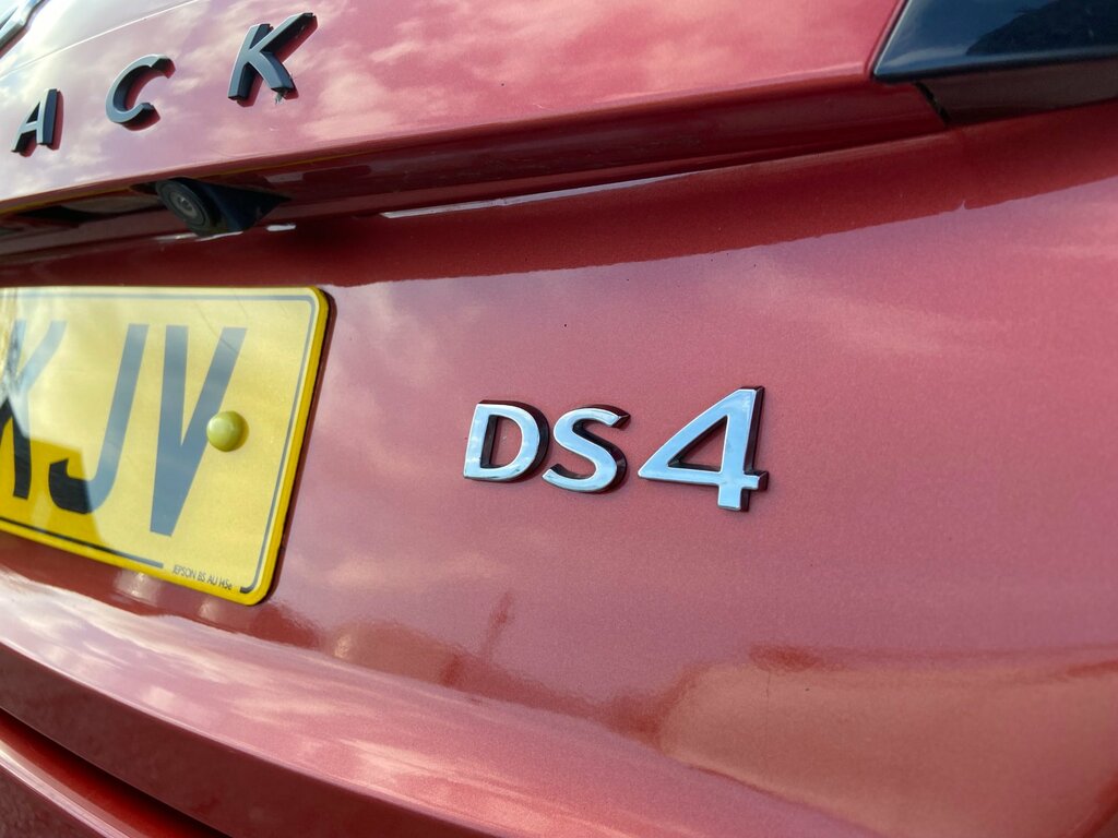 DS DS 4 Crossback 1.6 Bluehdi Crossback White #35