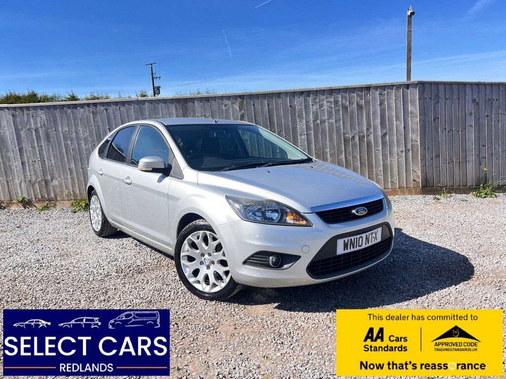 Ford Focus 1.6 Zetec Hatchback 184 Gkm WN10NTX Silver