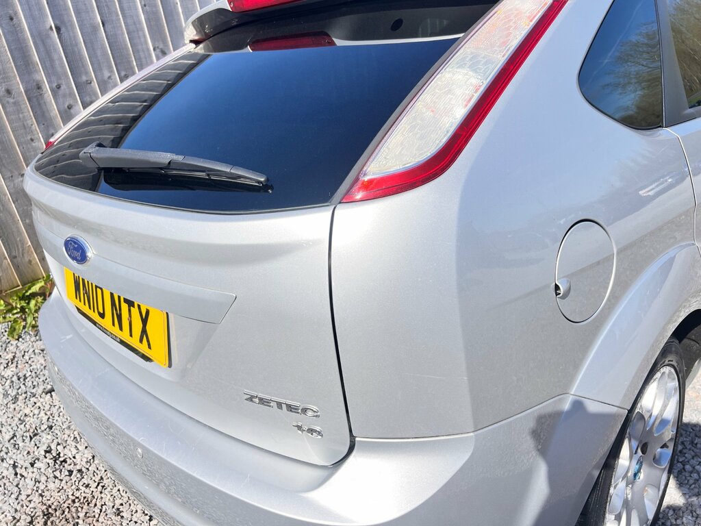 Ford Focus 1.6 Zetec Hatchback 184 Gkm WN10NTX Silver #5