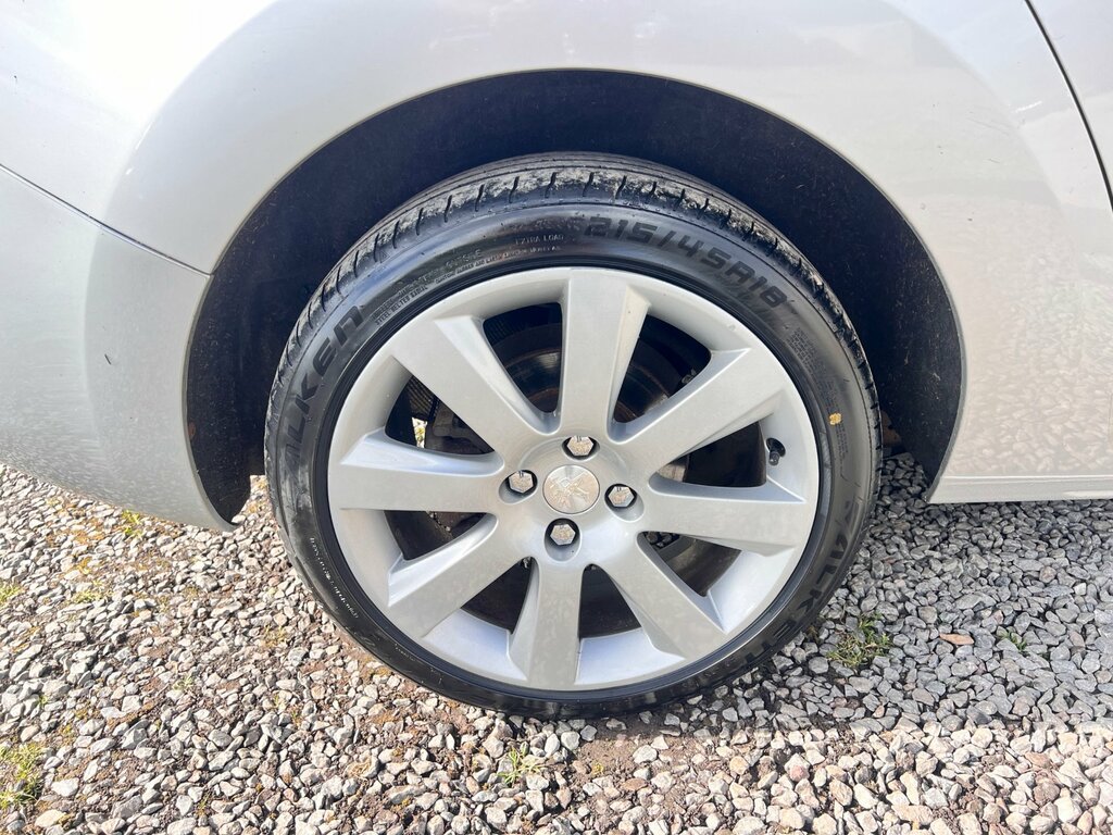 Peugeot 5008 Puretech Ss Allure Grey #36