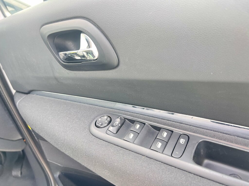 Peugeot 5008 Puretech Ss Allure Grey #21