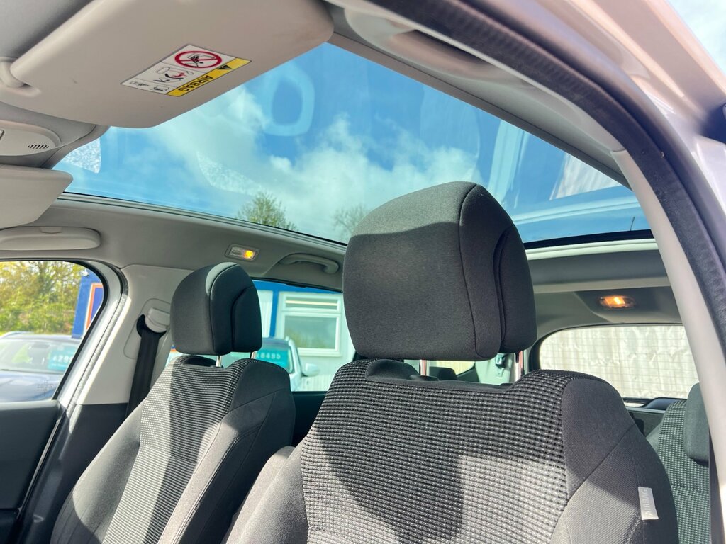 Peugeot 5008 Puretech Ss Allure Grey #14