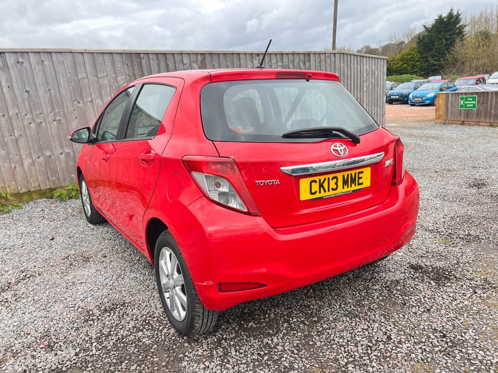Toyota Yaris 1.33 Dual Vvt-i Tr Hatchback Eur CK13MME Red #5