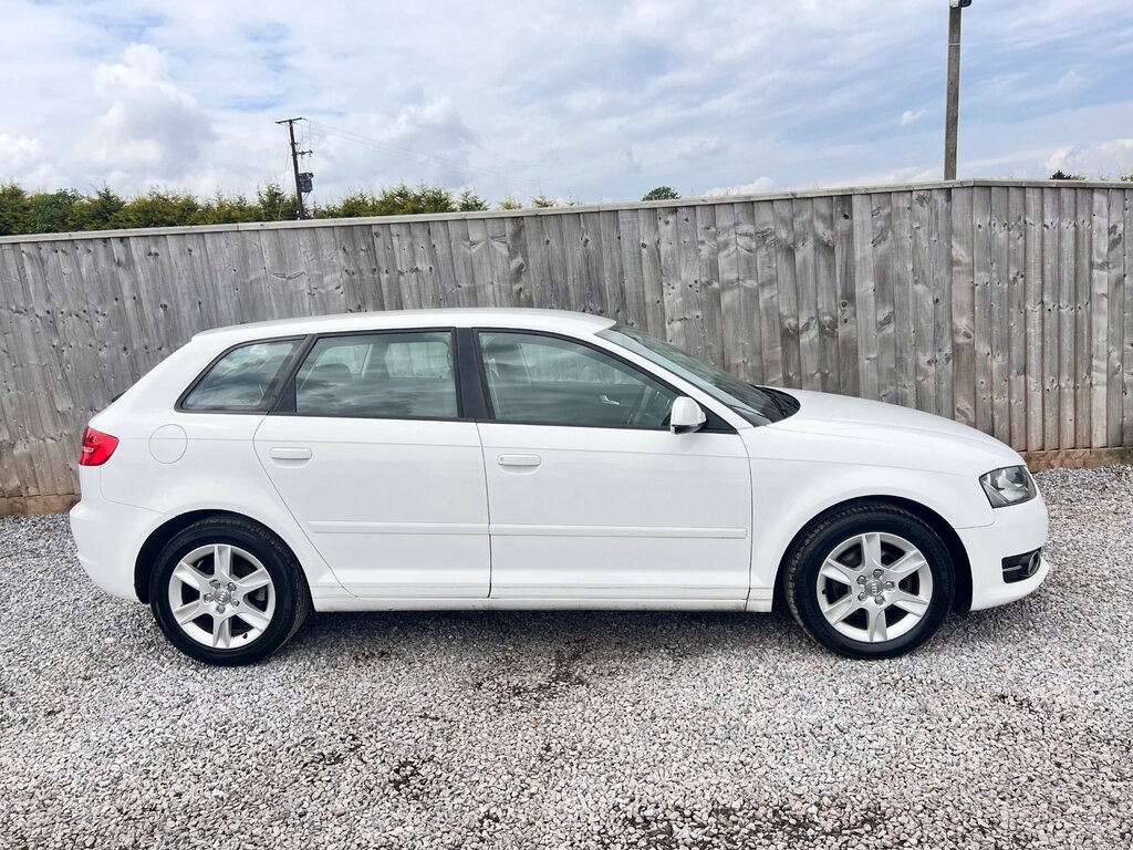 Audi A3 1.6 Tdi Se Sportback Euro 5 Ss WG12EFN White #5