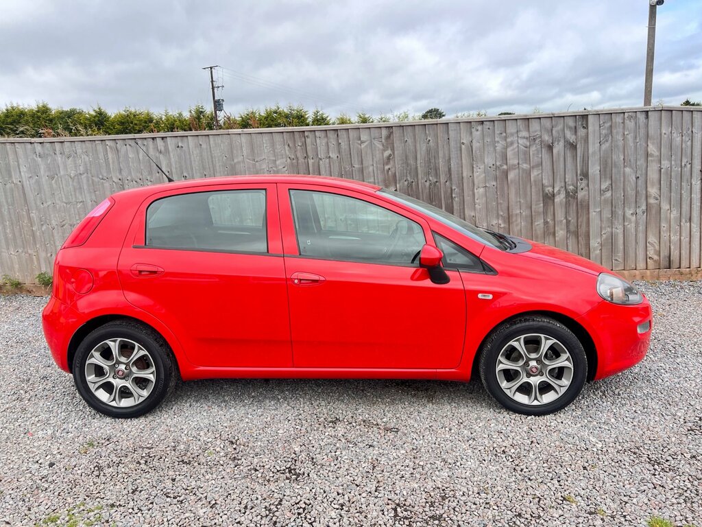 Fiat Punto 1.2 Easy Hatchback Euro 6 69 Bhp Red #5