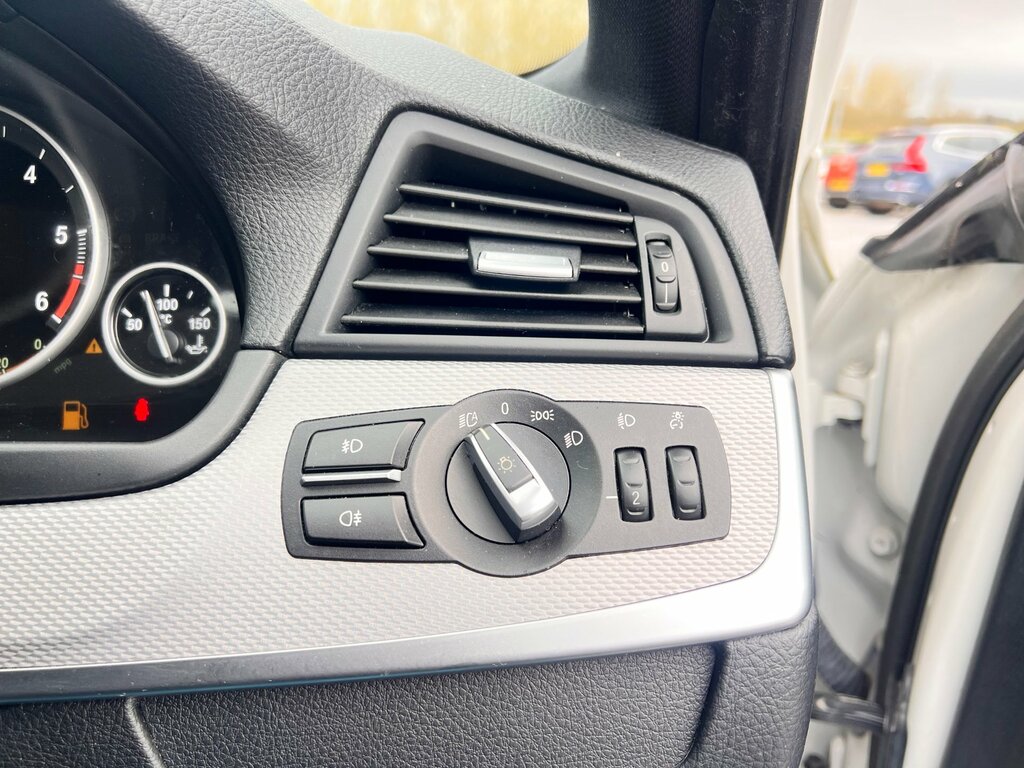 BMW 5 Series 525D M Sport Grey #28