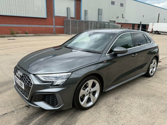 Audi A3 Tfsi 35 S Line KM73UBR Grey #2