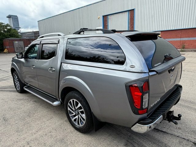 Nissan Navara Dci Tekna Pickup Double SV67XHD Grey #4