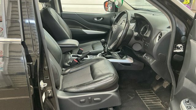 Nissan Navara Dci N-guard Pickup Double Black #4