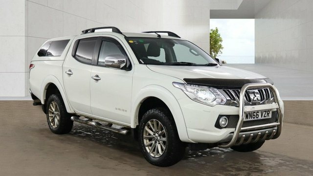 Mitsubishi L200 Di-d Dc Barbarian Pickup White