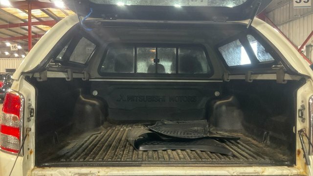 Mitsubishi L200 Double Cab Di-d 178 Barbarian 4Wd Grey #9