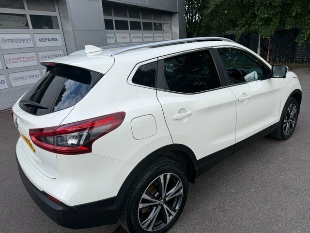Nissan Qashqai Dci N-connecta Suv CV18KCZ White #3