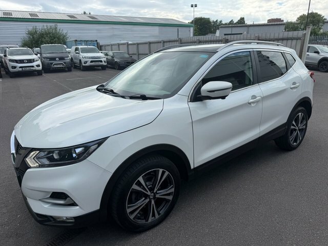 Nissan Qashqai Dci N-connecta Suv CV18KCZ White #2