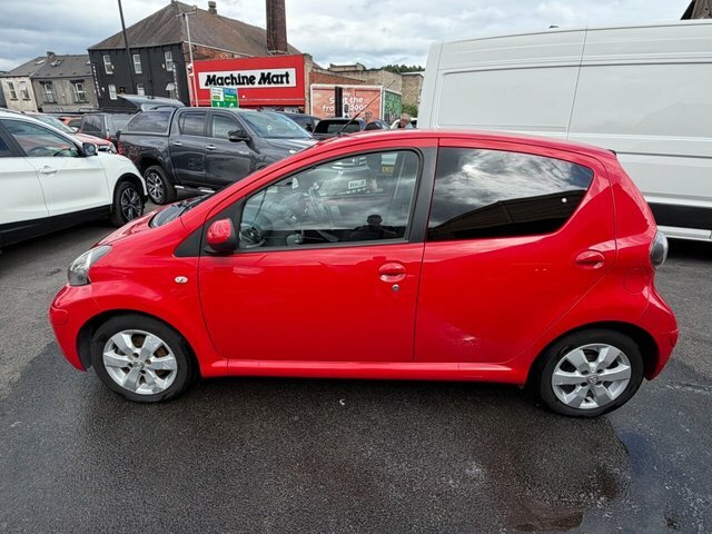 Toyota Aygo Vvt-i Go Hatchback Red #6