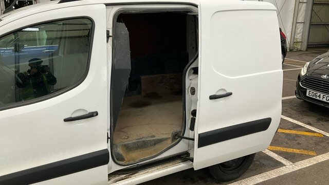 Citroen Berlingo Mpv 1.2 Puretech Feel 2018 Brown #8