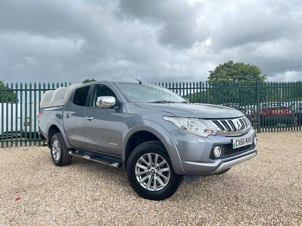 Mitsubishi L200 2.4 Di-d Dc Warrior Pickup Double Cab M Grey #2