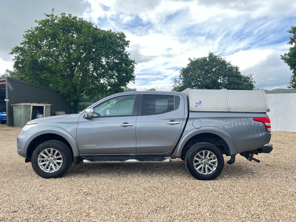 Mitsubishi L200 2.4 Di-d Dc Warrior Pickup Double Cab M Grey #5