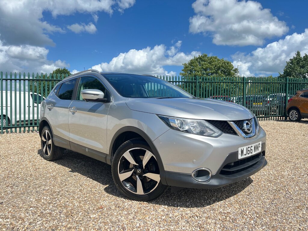 Nissan Qashqai 1.5 Dci N-connecta Suv 2Wd Euro WJ66WMP Silver #2