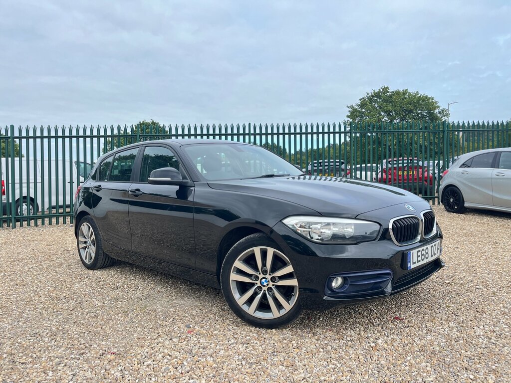 BMW 1 Series 1.5 116D Sport Hatchback Euro 6 LE68DZV Black #2