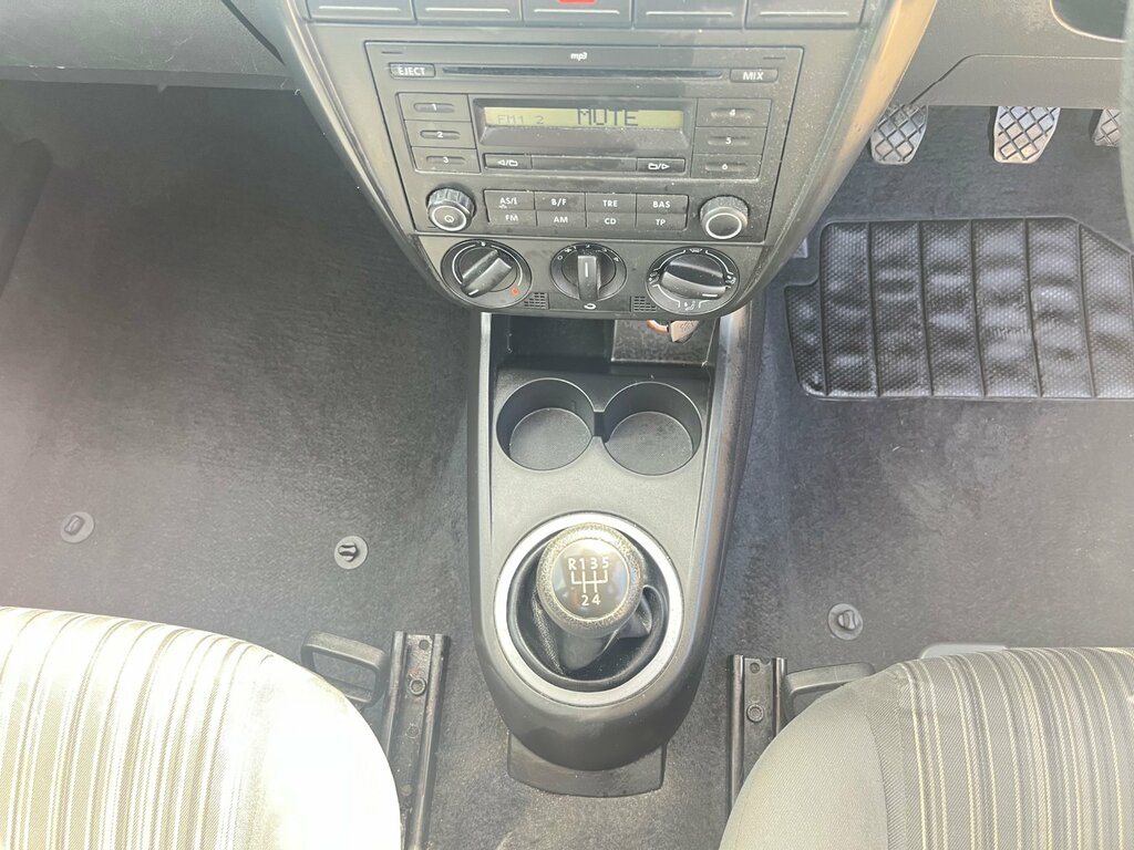Volkswagen Fox Fox 55 Silver #18