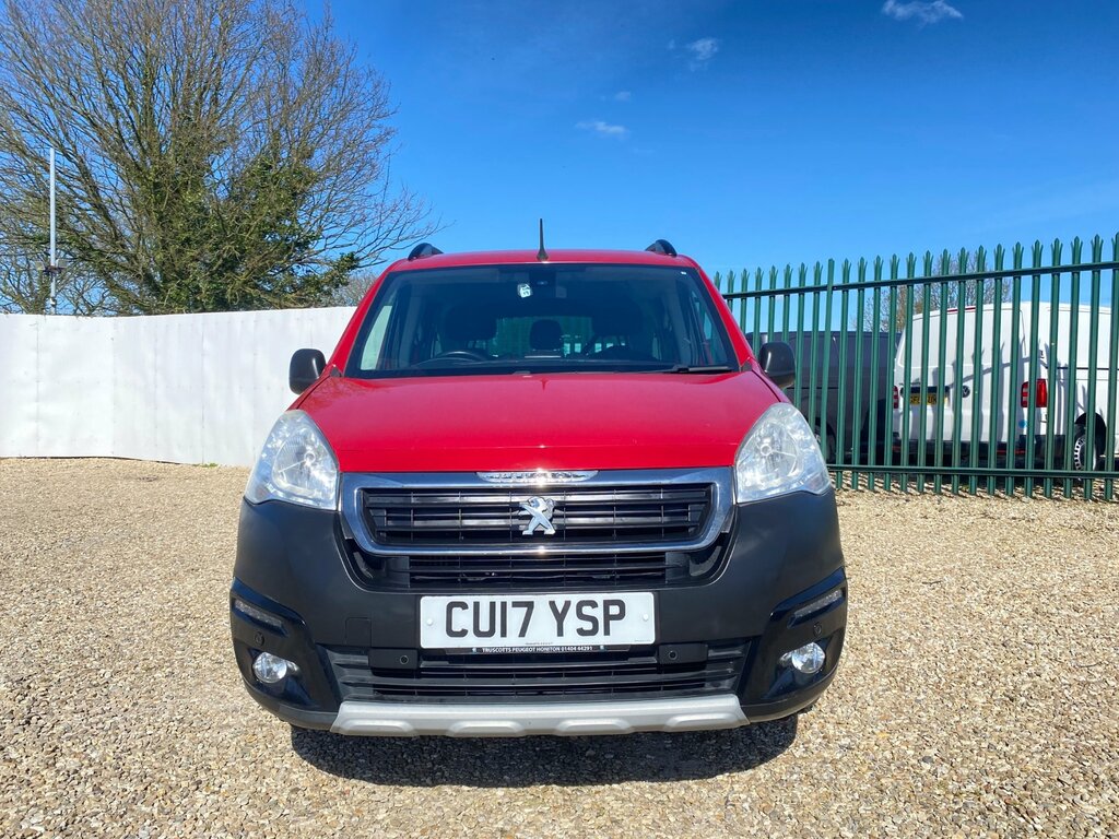 Peugeot Partner Tepee 1.6 Bluehdi Outdoor Mpv Etg Euro 6 Ss Red #3