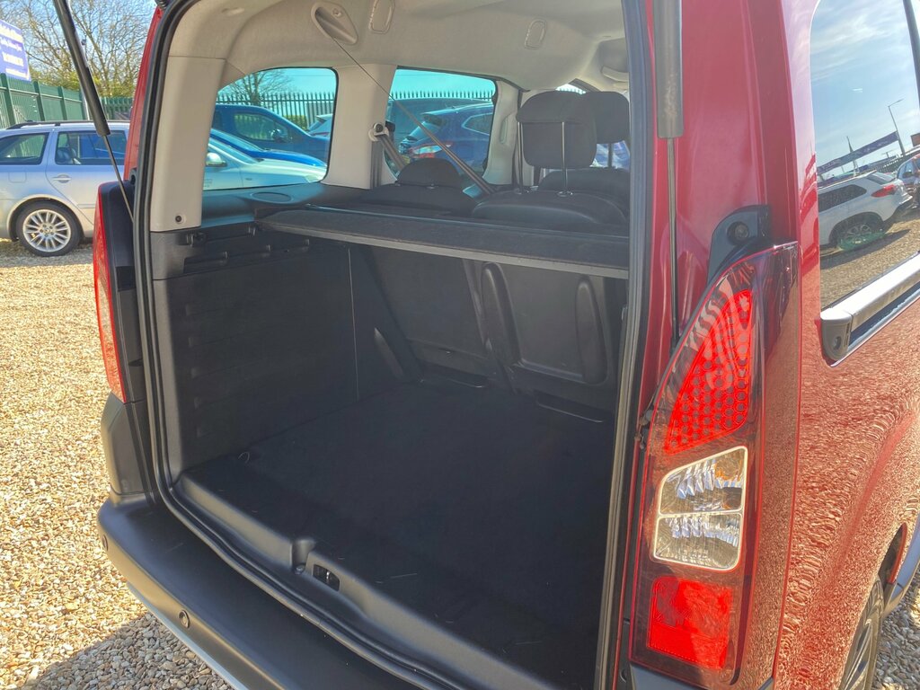 Peugeot Partner Tepee Mpv Blue #17