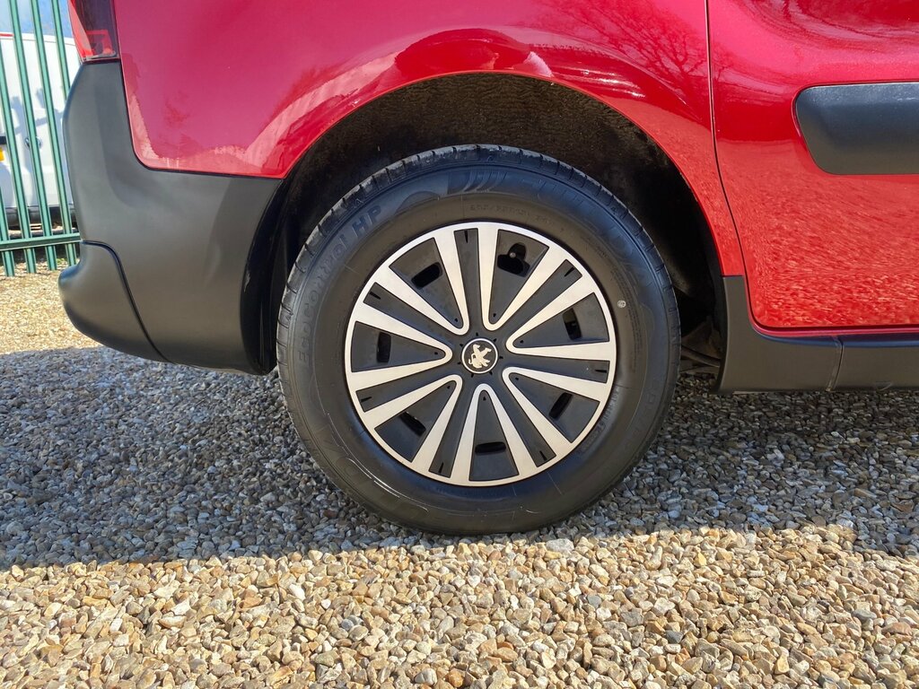Peugeot Partner Tepee Mpv Blue #13