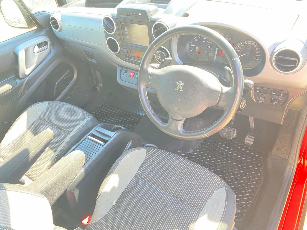 Peugeot Partner Tepee Mpv Blue #18