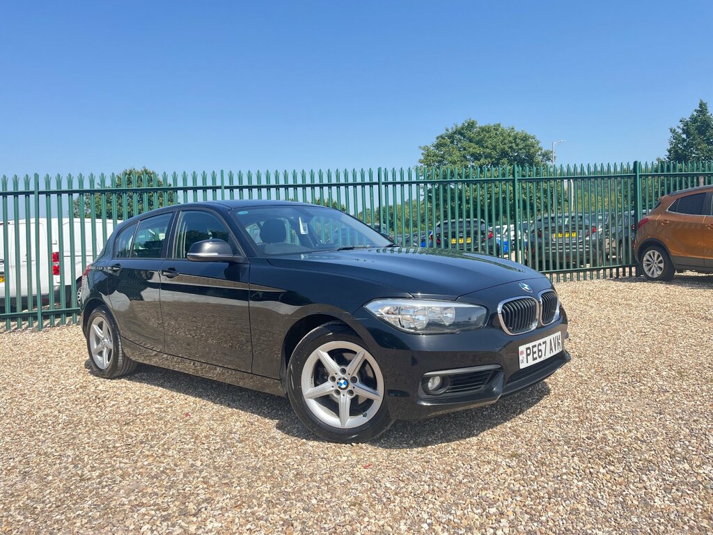 BMW 1 Series 1.5 118I Se Hatchback Euro 6 Ss Black