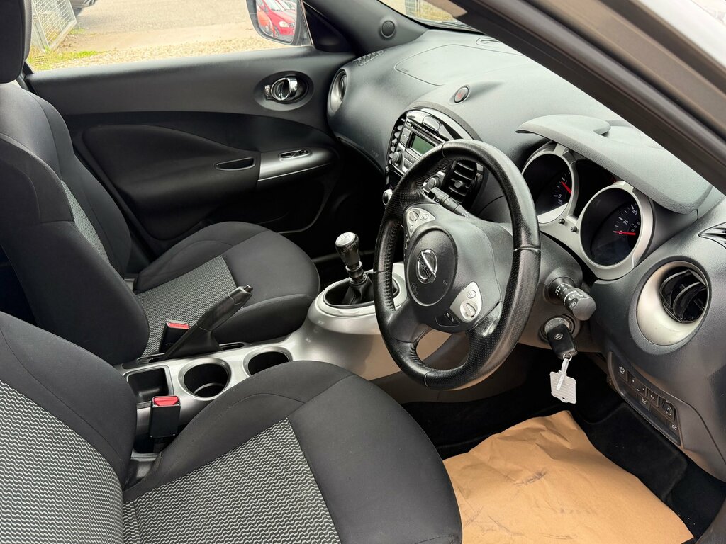 Nissan Juke Suv 1.5 Grey #3