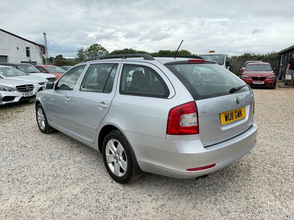 Skoda Octavia Octavia Elegance Tsi Silver #8