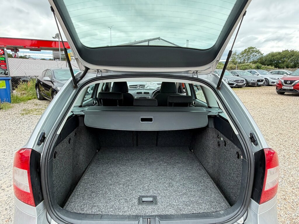 Skoda Octavia Octavia Elegance Tsi Silver #12