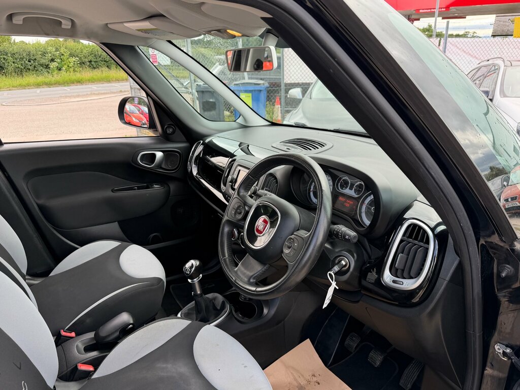 Fiat 500L 1.4 Pop Mpv Euro 6 95 Bhp Black #3