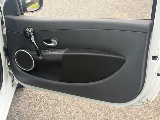 Renault Clio Dynamique Tomtom Black #36