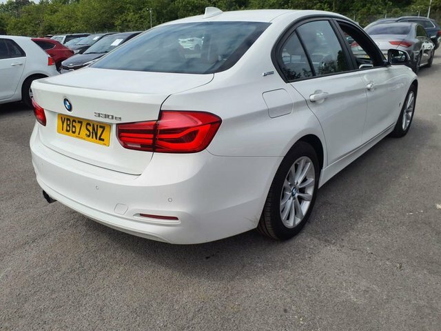 BMW 3 Series 2017 2.0 330E 7.6Kwh Se Saloon Plug-in White #6