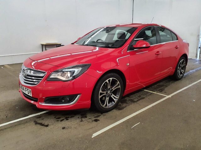Vauxhall Insignia 2014 1.8 16V Limited Edition Hatchback Red #3