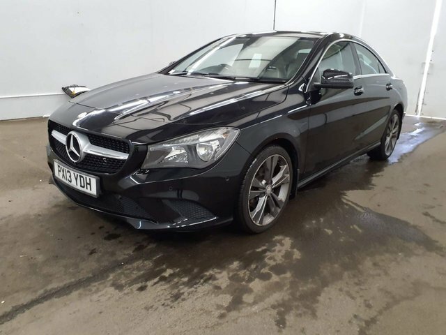 Mercedes-Benz CLA Class 2.1 Cla220 Cdi Amg Red #3