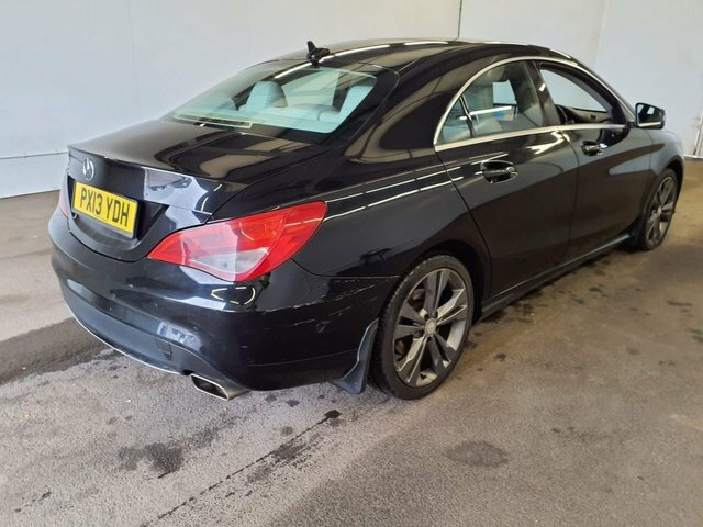 Mercedes-Benz CLA Class 2.1 Cla220 Cdi Amg Red #6