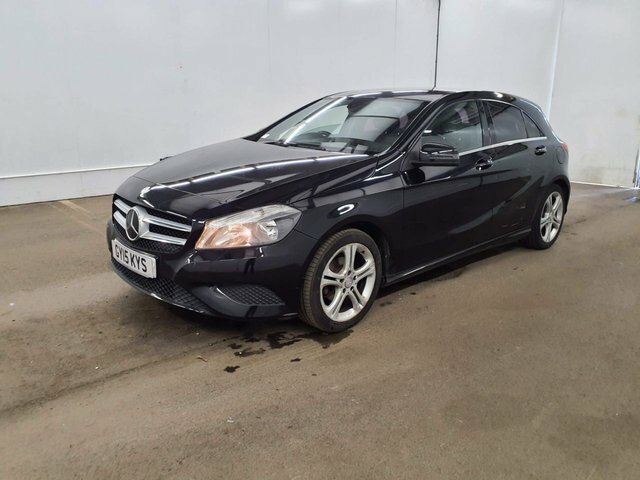 Mercedes-Benz A Class 2015 1.5 A180 Cdi Sport Edition Hatchback Dies Black #3