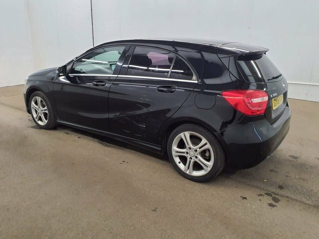 Mercedes-Benz A Class 2015 1.5 A180 Cdi Sport Edition Hatchback Dies Black #4