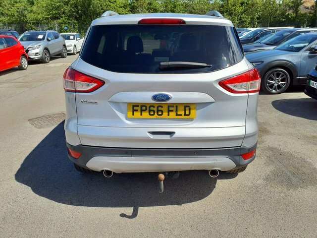 Ford Kuga 2016 2.0 Tdci Titanium Suv 2Wd E Silver #3