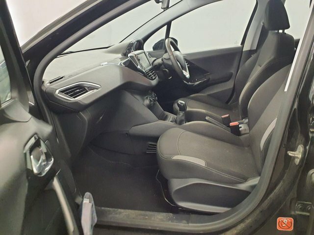 Peugeot 208 Hatchback Grey #10