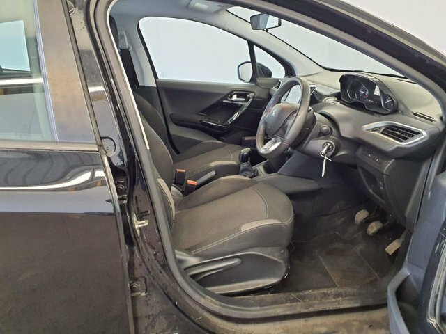 Peugeot 208 Hatchback Grey #11