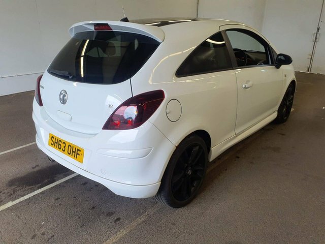 Vauxhall Corsa 2013 1.2 16V Limited Edition Hatchback White #5